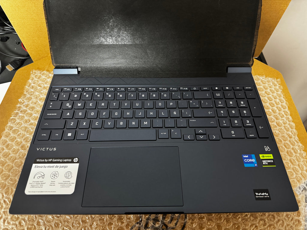 HP VICTUS GAMER i7 13a Generación RTX 4050 NUEVO Open Box Garantía 6 meses X HP